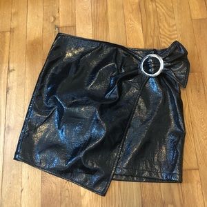 Mango midi black skirt!